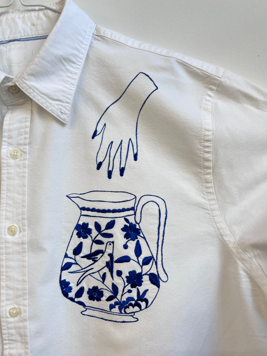 Hold my Jar on a white shirt