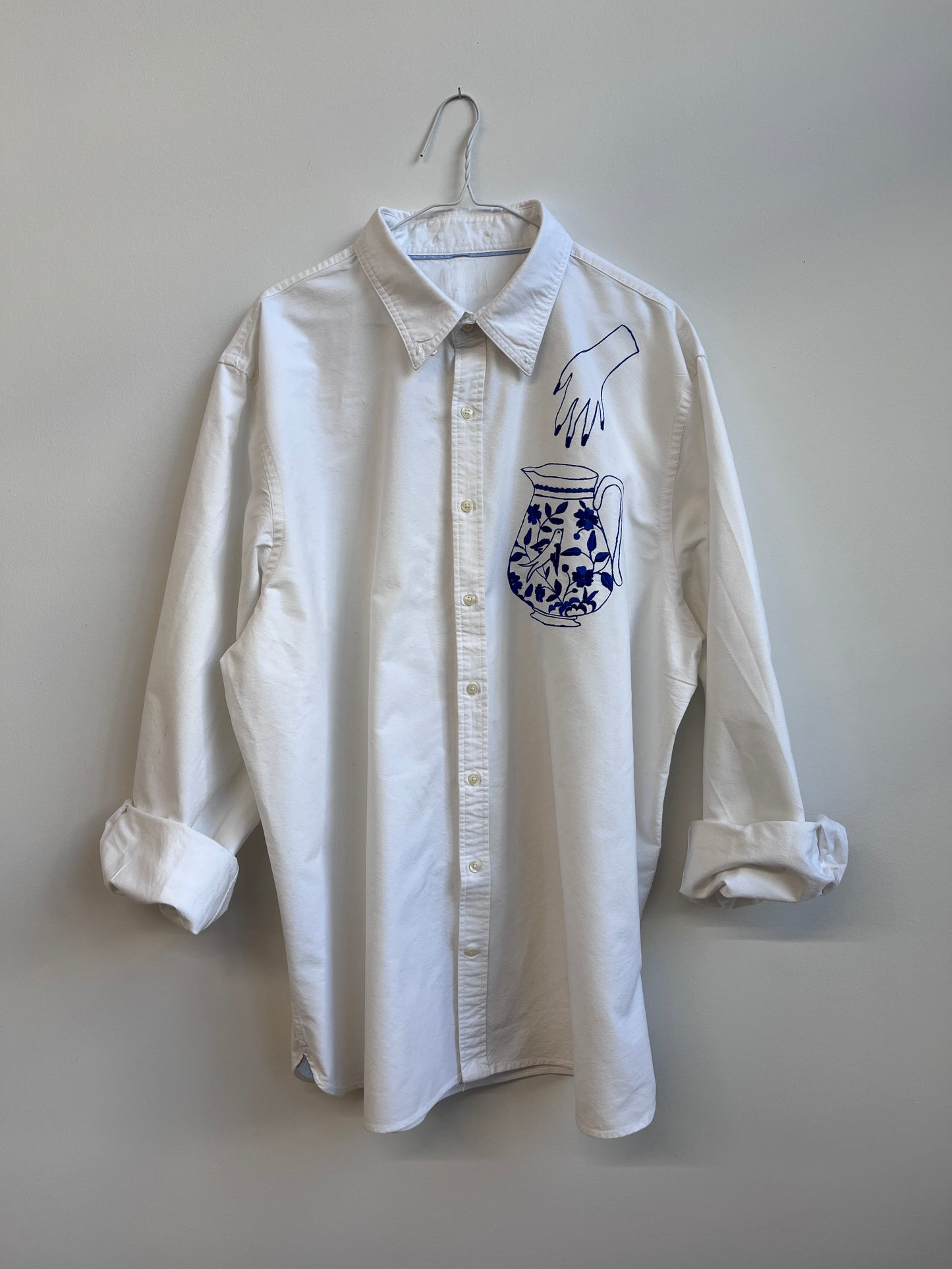 Hold my Jar on a white shirt