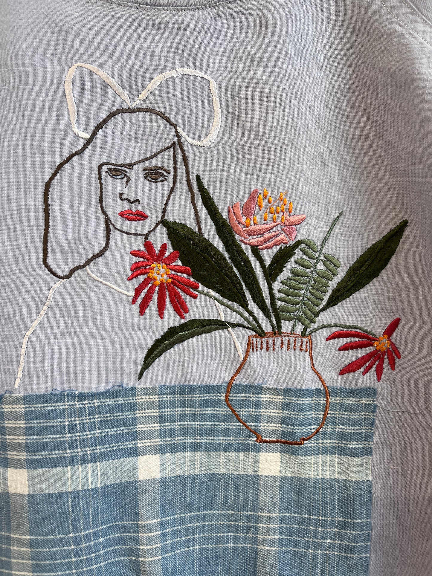 The table cloth blue shirt